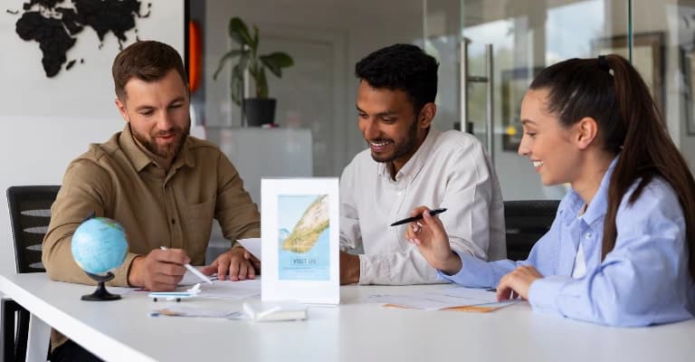 Destination management company coordinating sightseeing experiences in Dubai