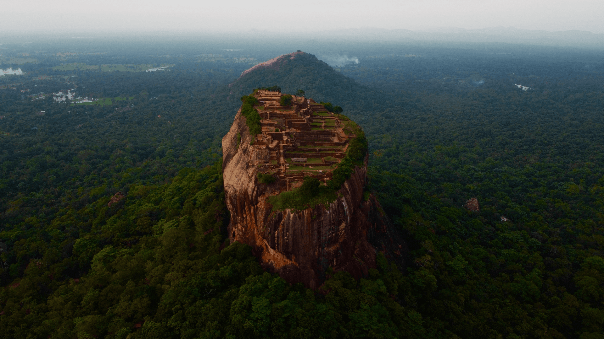 Ruwanwelisaya stupa, Anuradhapura