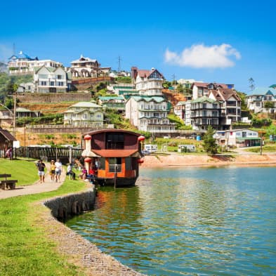 Gregory Lake in Nuwara Eliya with scenic boating views