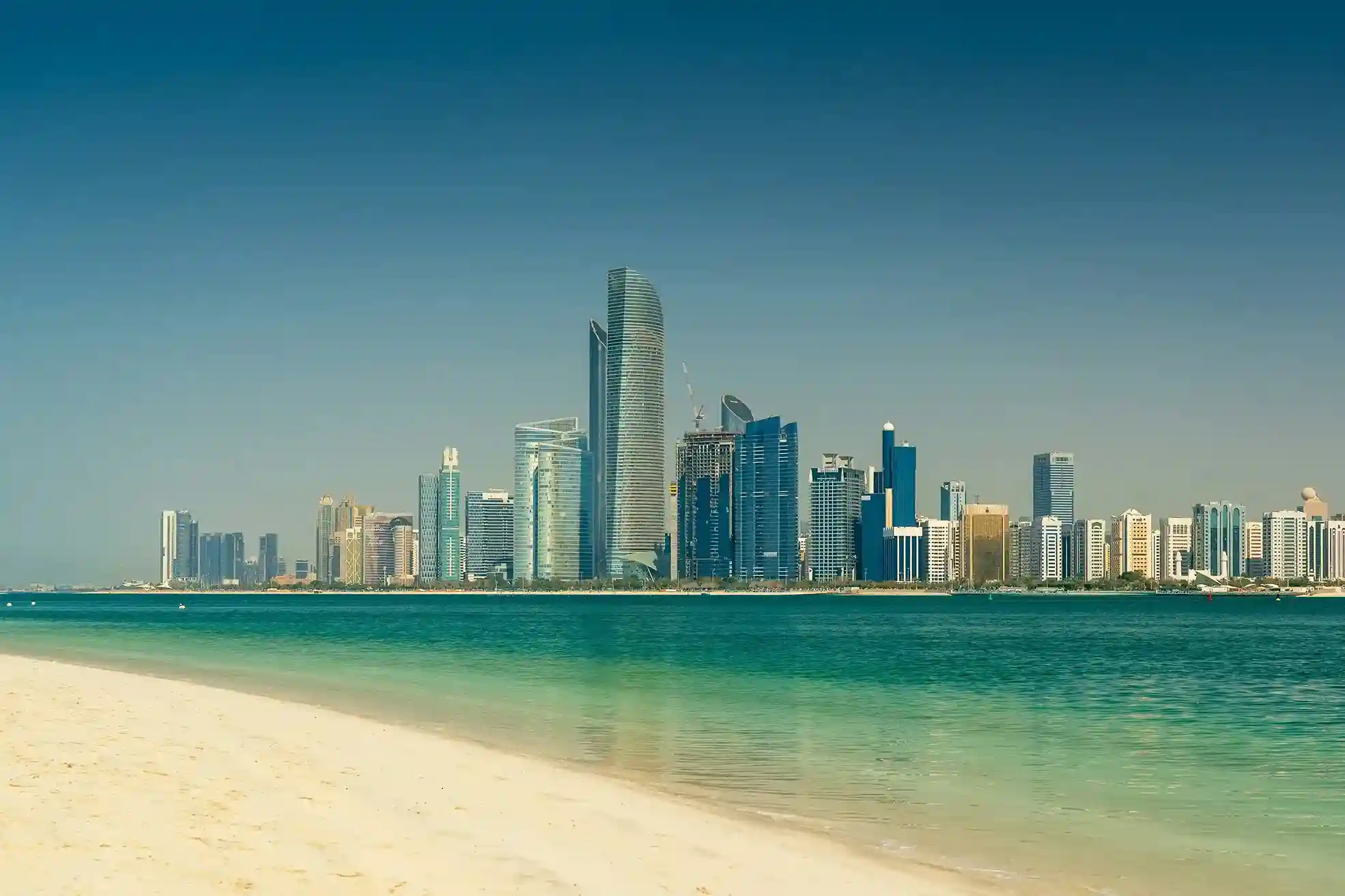 Sheikh Zayed Grand Mosque and Abu Dhabi skyline in the UAE capital