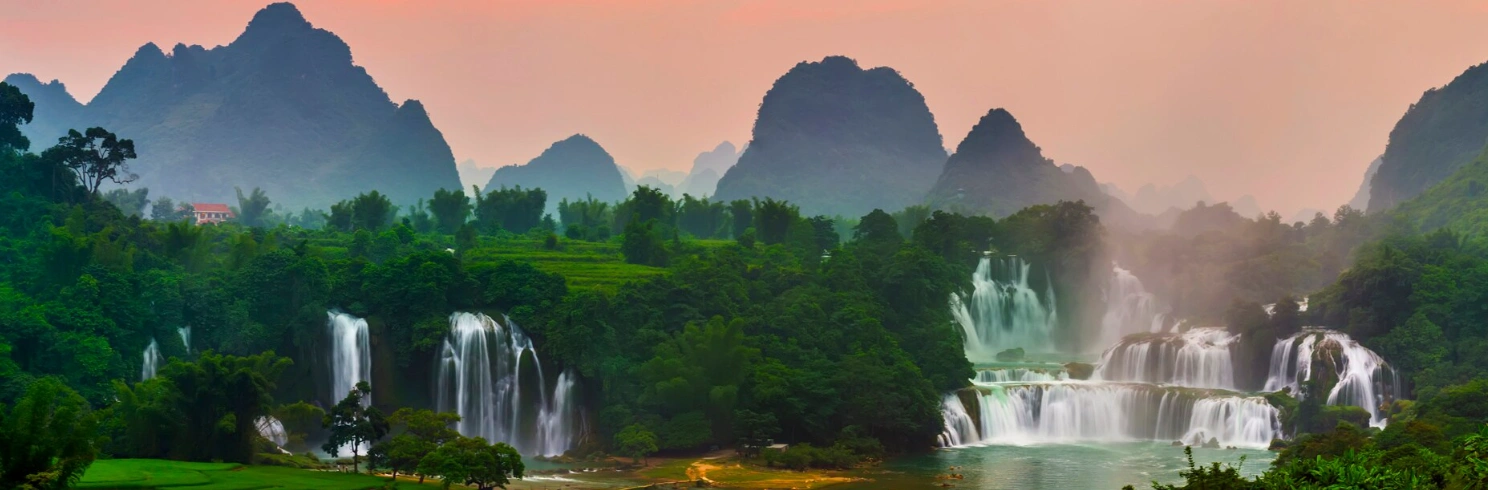 Travel agents planning Vietnam tours by season